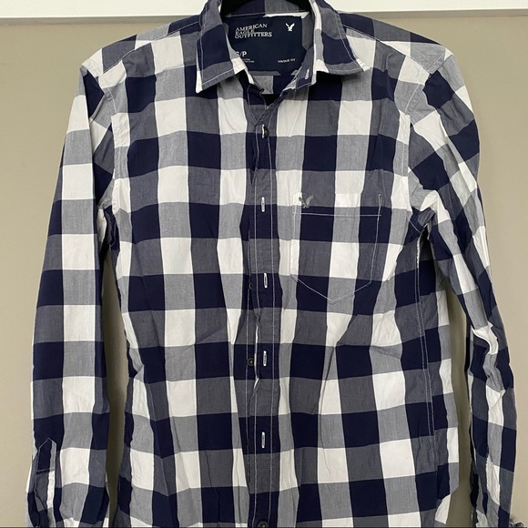 AE Guys Plaid Button down size S - Picture 1 of 4